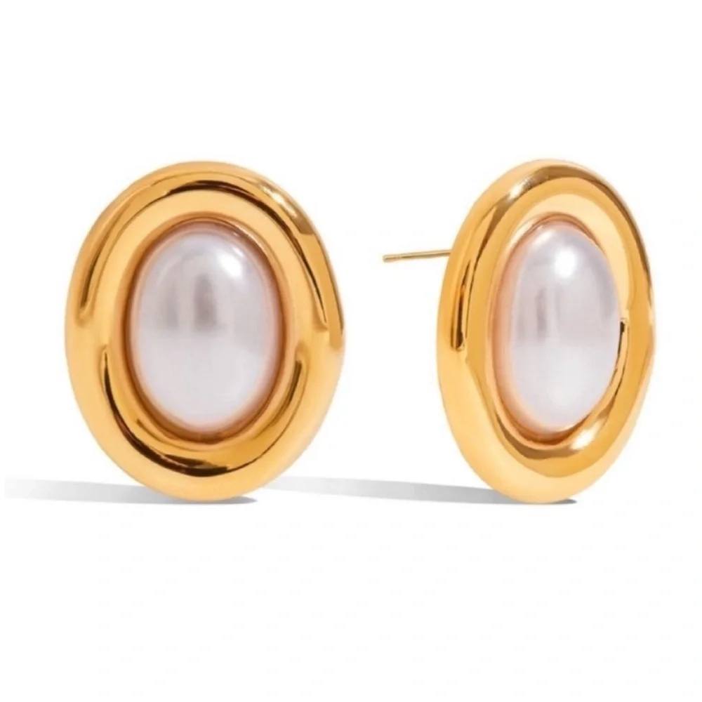 New! Anthropologie Heaven Mayhem Treasure Gold Pearl Earrings (2004) NWOT